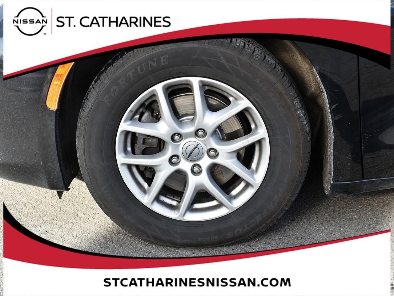 2022 Chrysler Grand Caravan SXT Photo