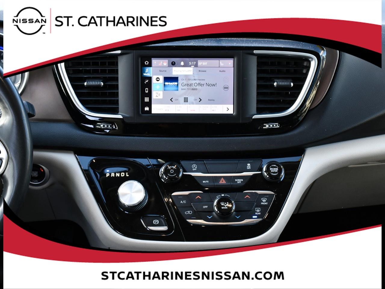 2022 Chrysler Grand Caravan SXT Photo