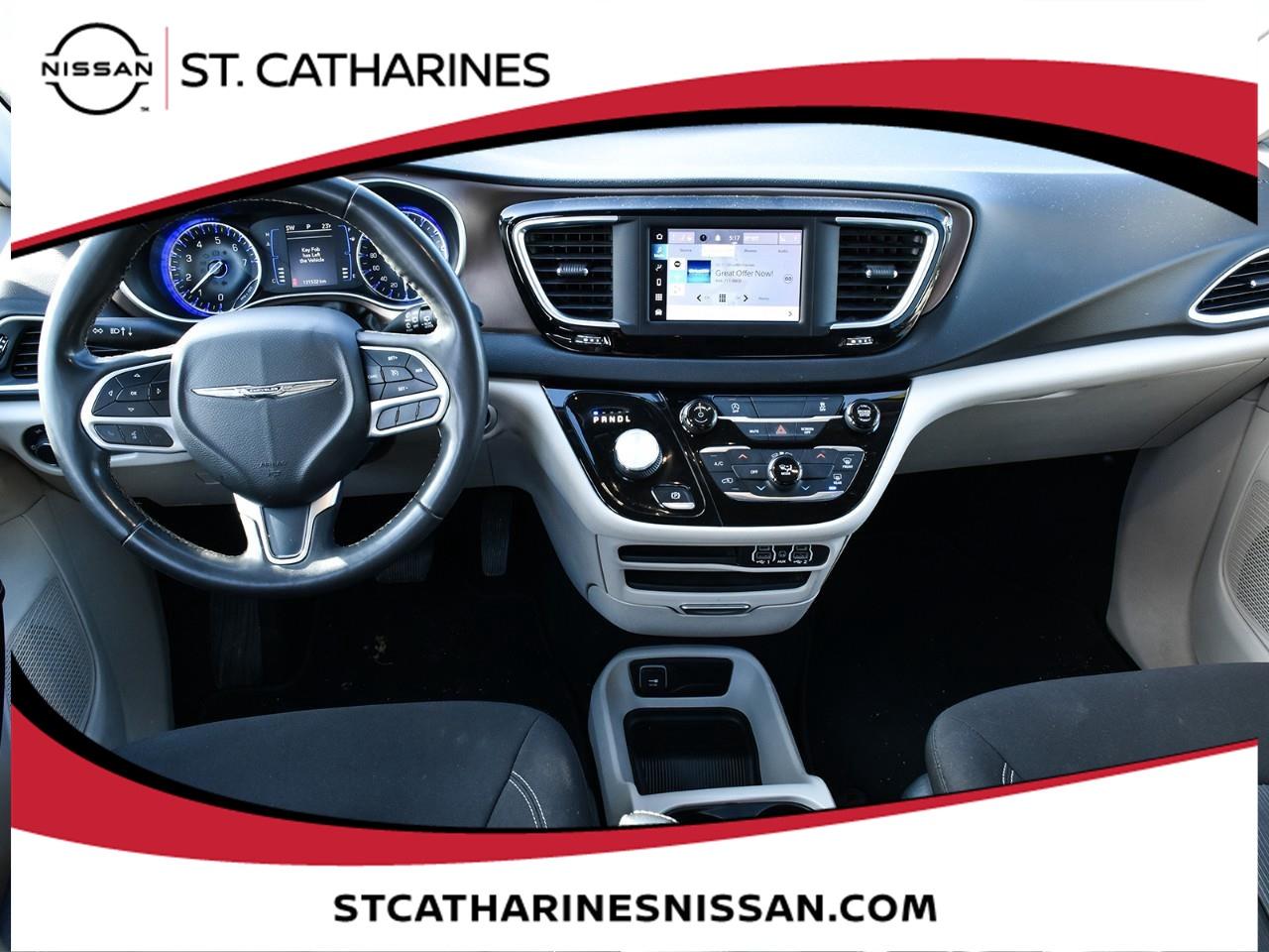 2022 Chrysler Grand Caravan SXT Photo