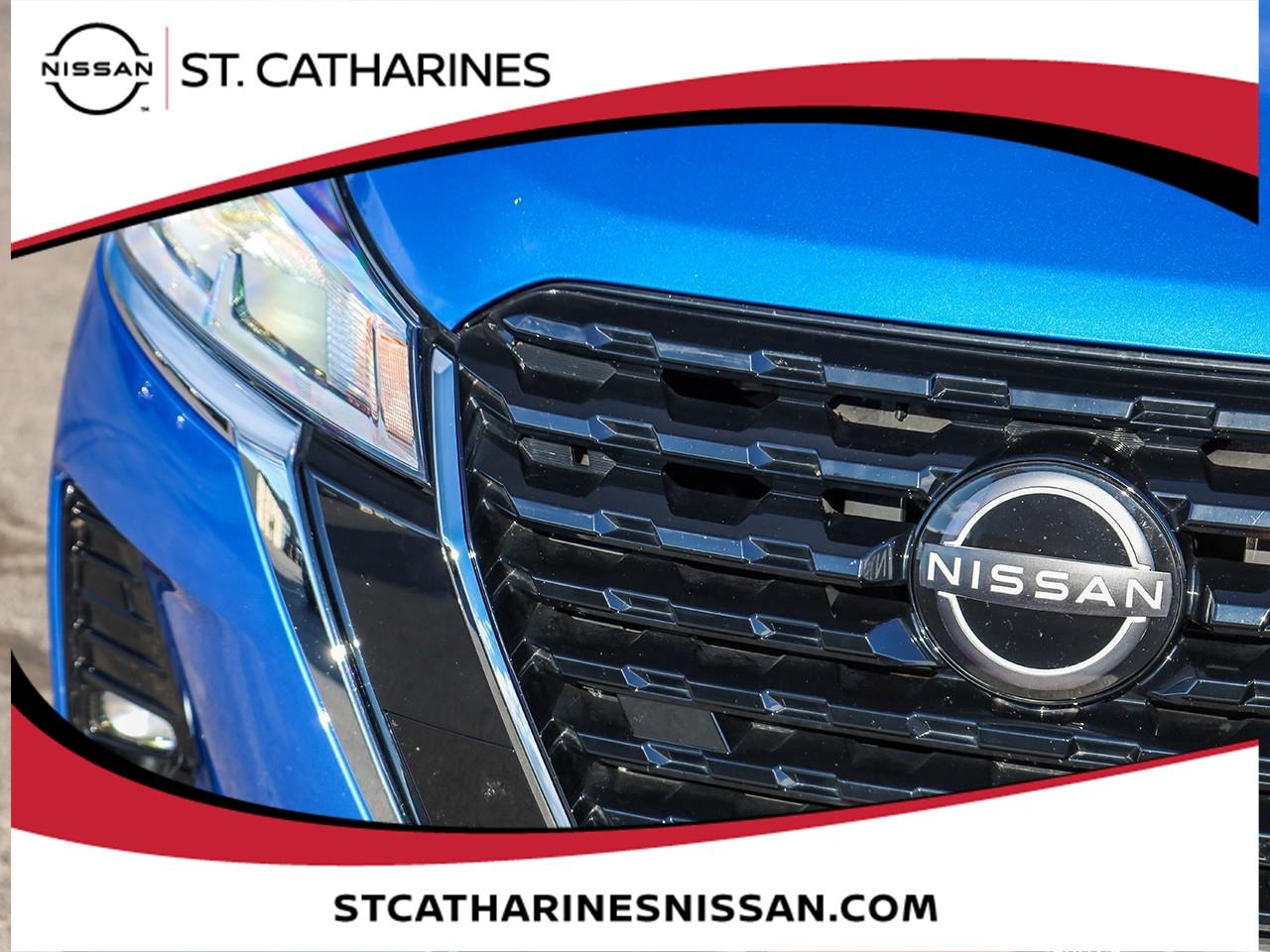 2023 Nissan Kicks SV Photo