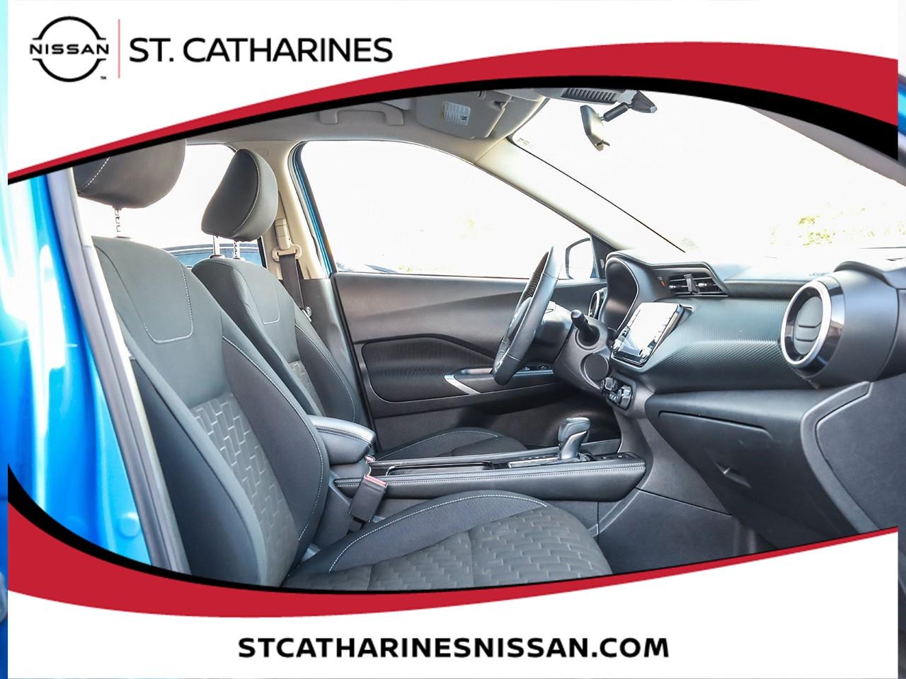 2023 Nissan Kicks SV Photo