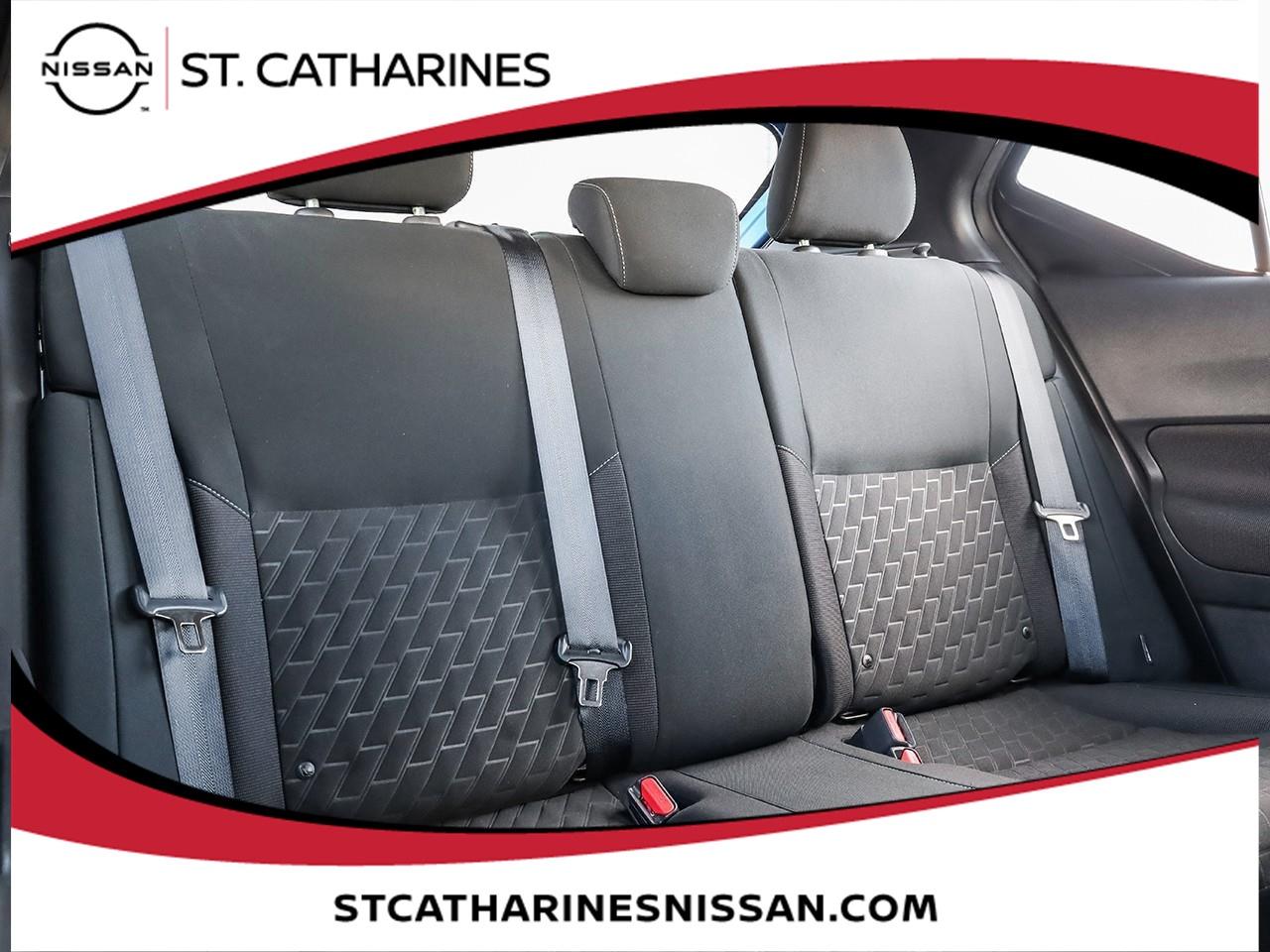 2023 Nissan Kicks SV Photo