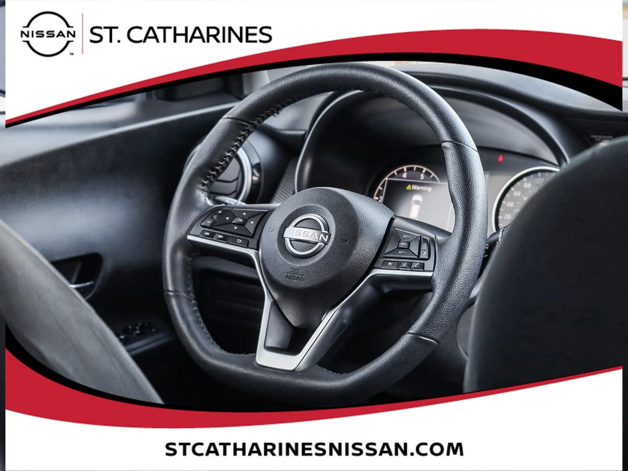 2023 Nissan Kicks SV Photo