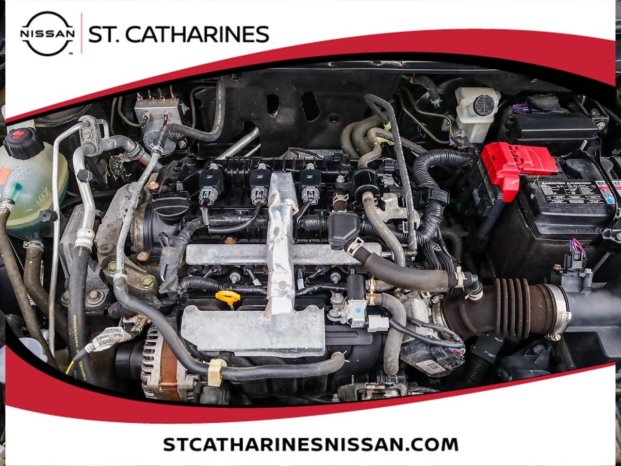 2023 Nissan Kicks SV Photo4