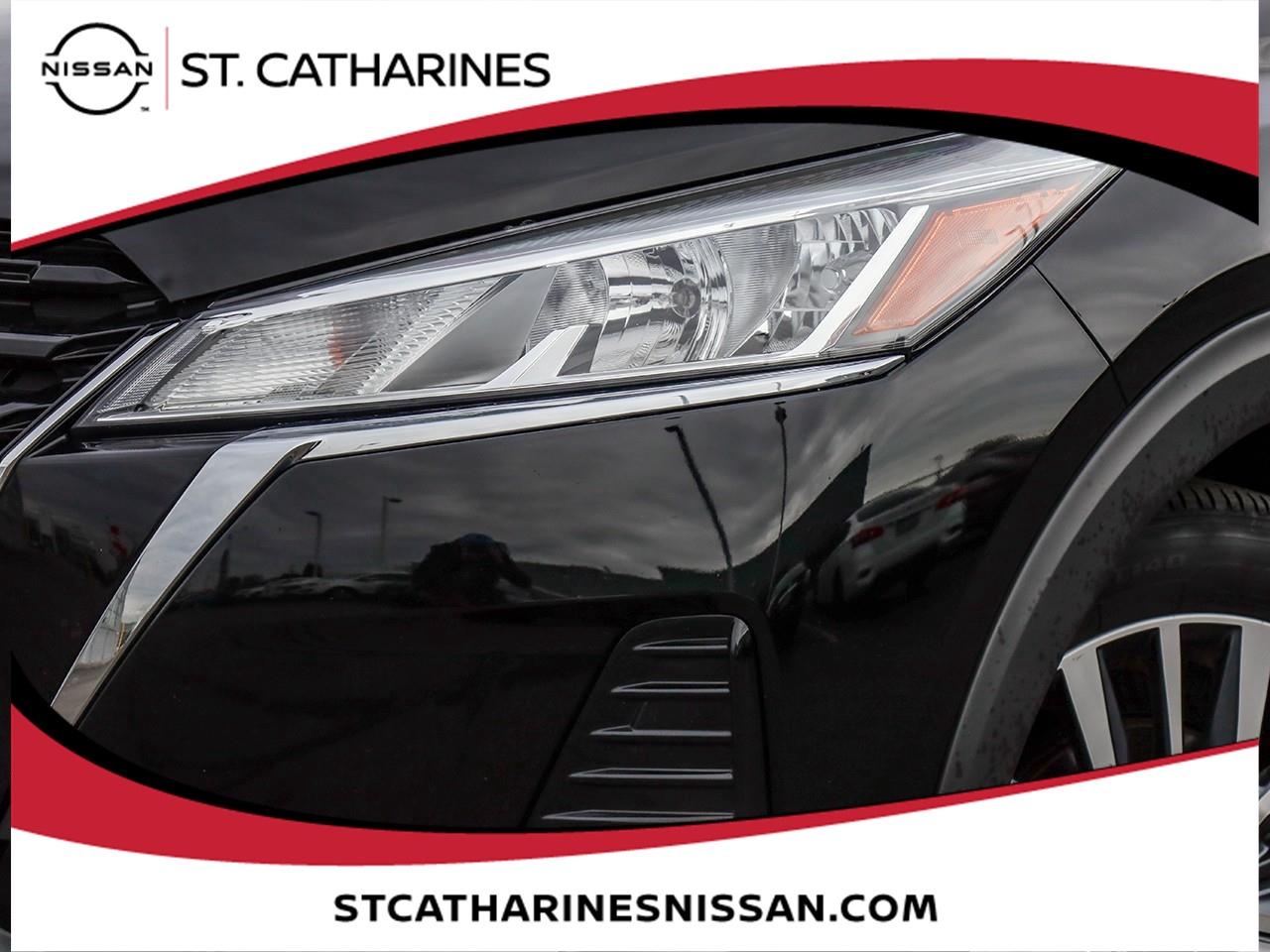 2023 Nissan Kicks SV Photo