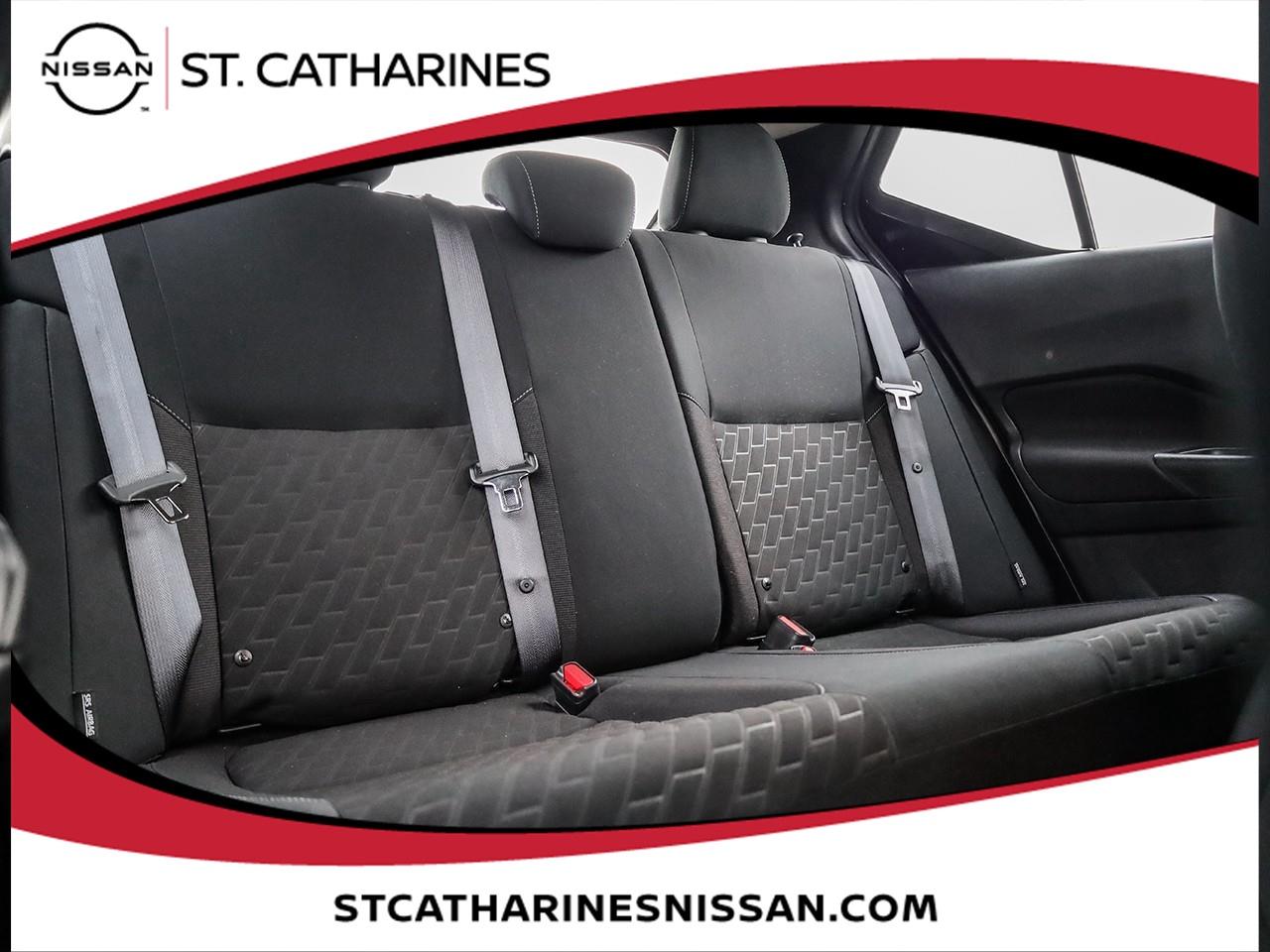 2023 Nissan Kicks SV Photo