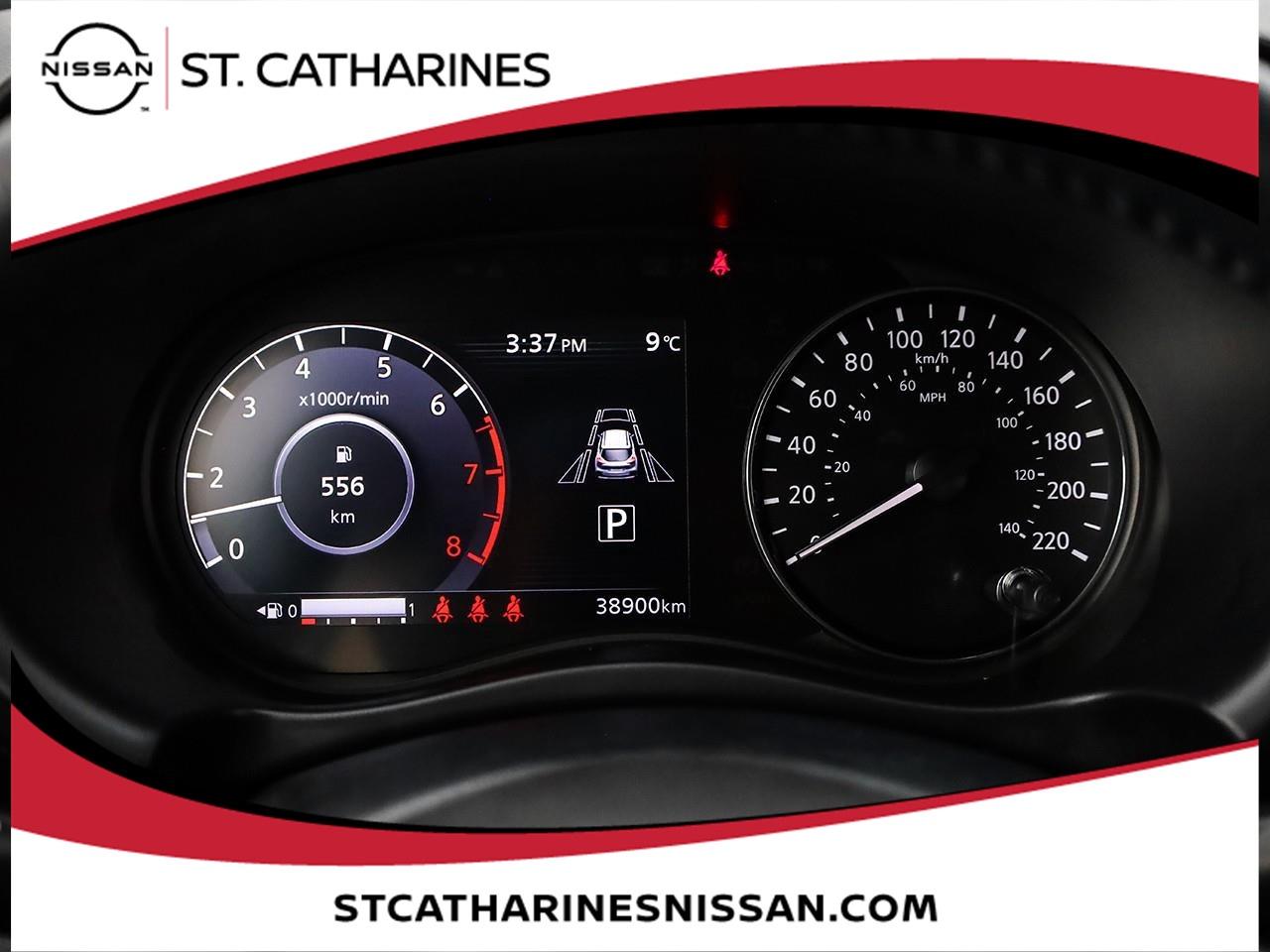 2023 Nissan Kicks SV Photo