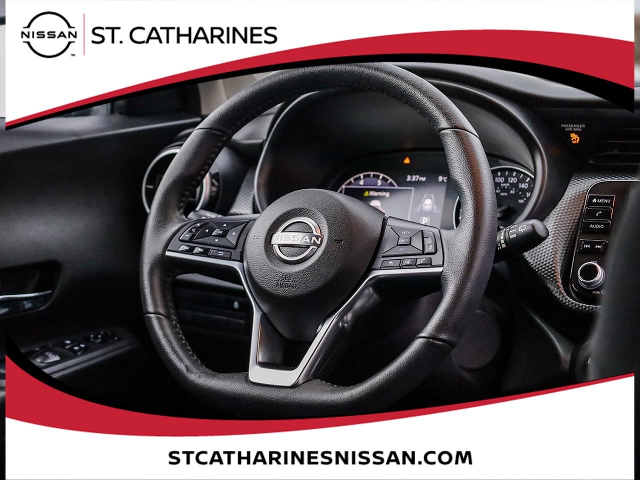 2023 Nissan Kicks SV Photo