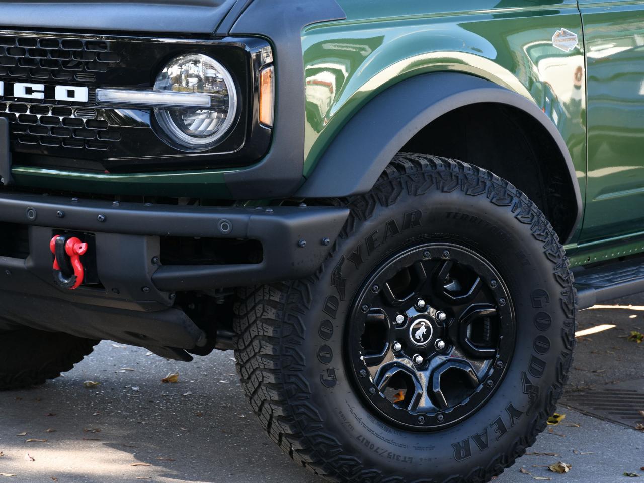 2023 Ford Bronco Base Certified   WildTrak   Backup Camera   Blueto Photo4