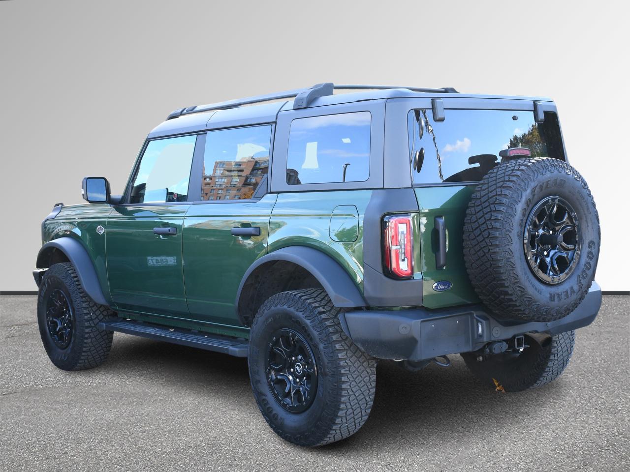 2023 Ford Bronco Base Certified   WildTrak   Backup Camera   Blueto Photo