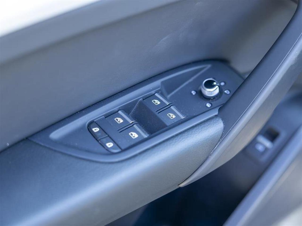 2023 Audi Q5 Progressiv Silver Photo