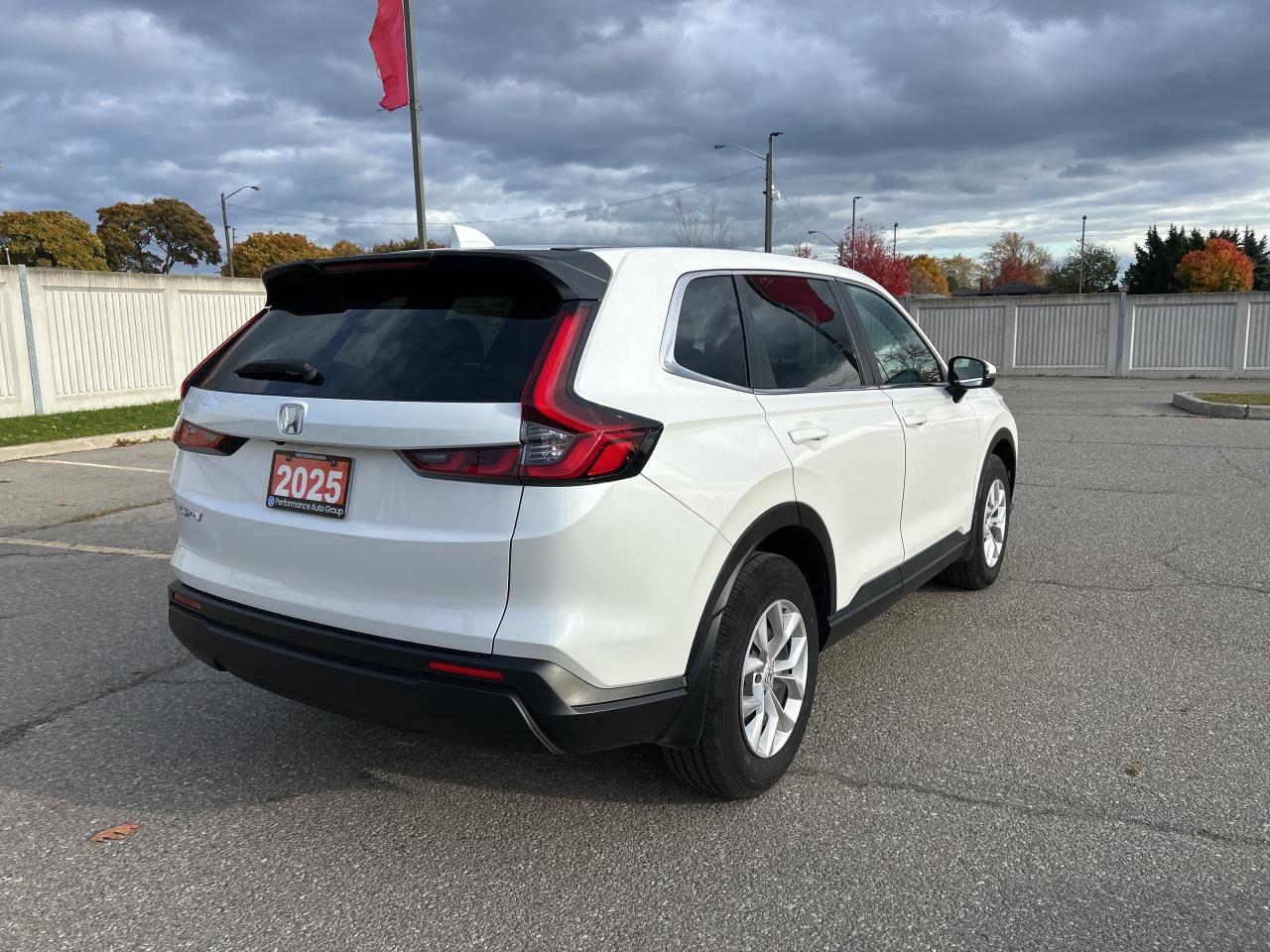 2025 Honda CR-V LX AWD  Heated Seats  Rear Camera Bluetooth Photo