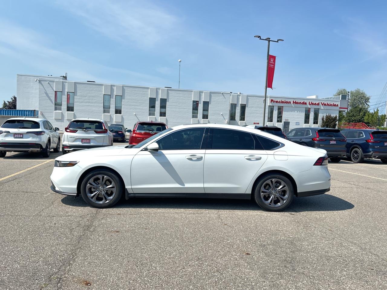 2024 Honda Accord Sedan EX  Sunroof  Carplay  Rear Camera  Honda Sensing Photo2