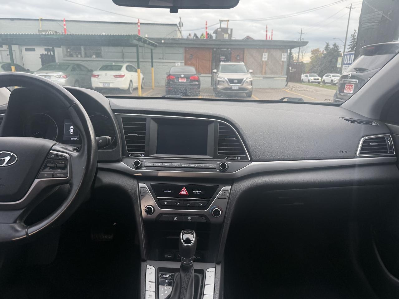 2017 Hyundai Elantra *** 3 YEAR WARRANTY INCLUDED *** Photo