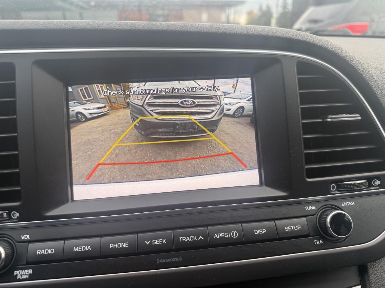 2017 Hyundai Elantra *** 3 YEAR WARRANTY INCLUDED *** Photo