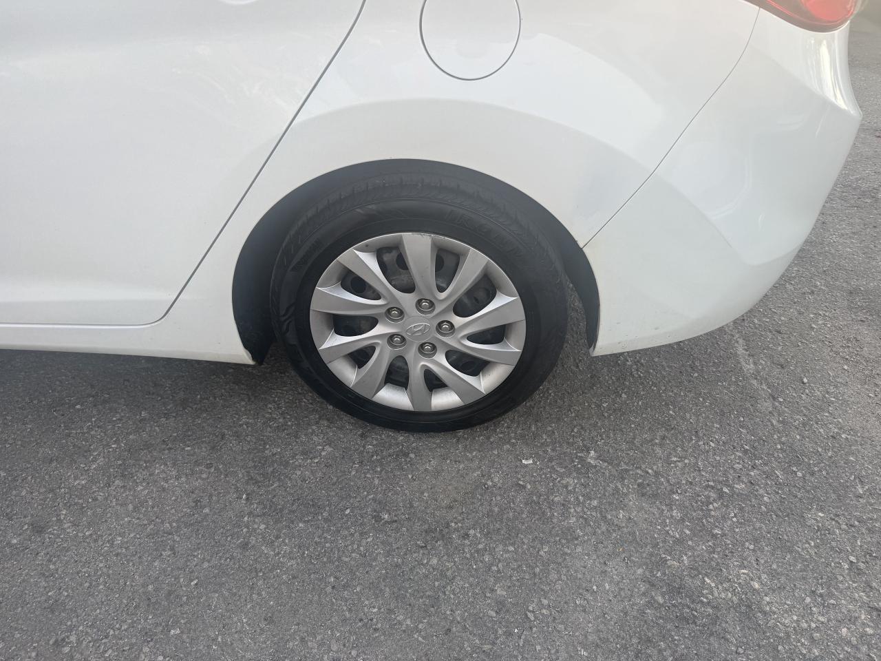 2013 Hyundai Elantra *** 3 YEAR WARRANTY INCLUDED *** Photo