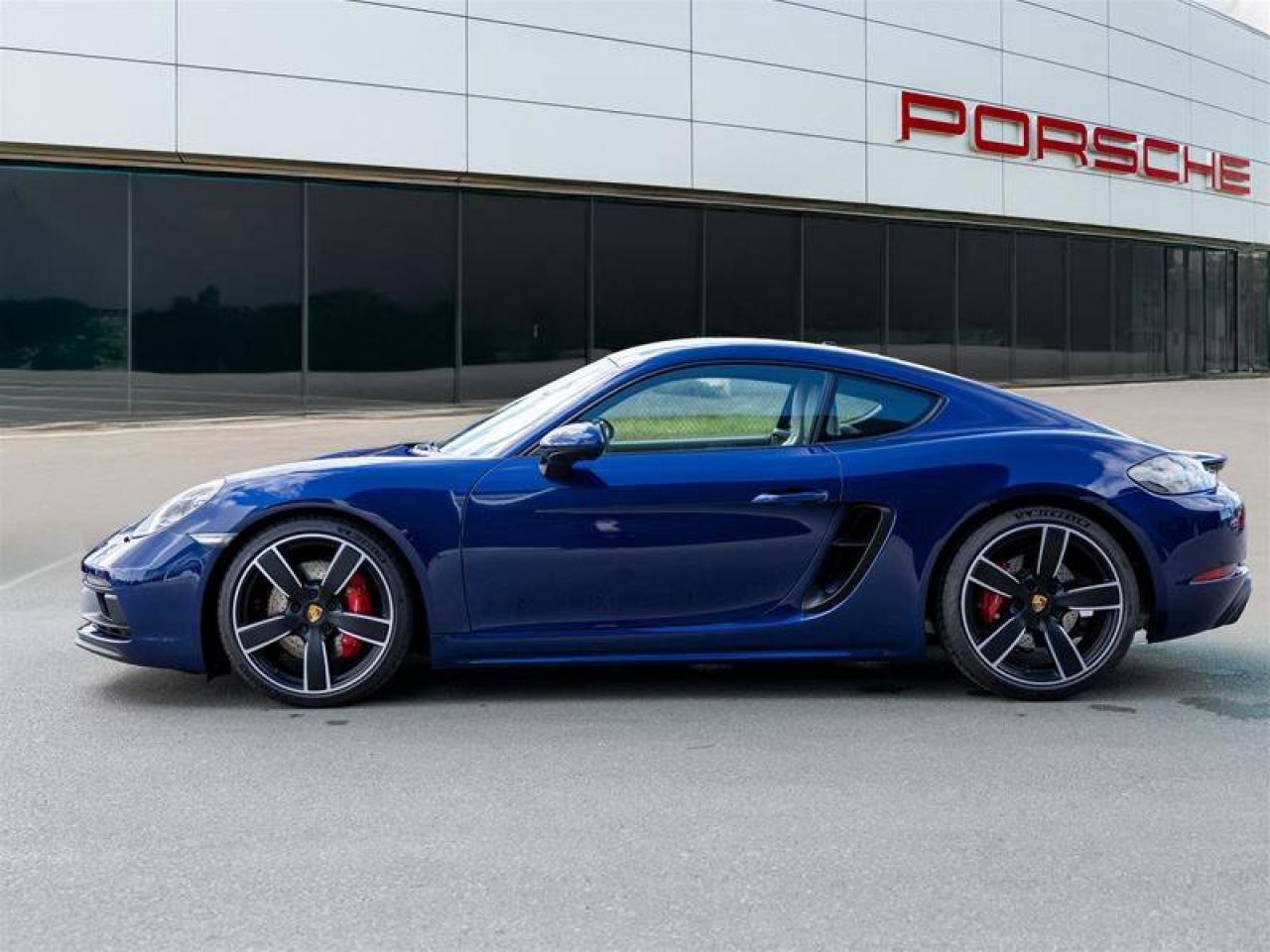 2025 Porsche 718 Cayman GTS 4.0 Blue Photo