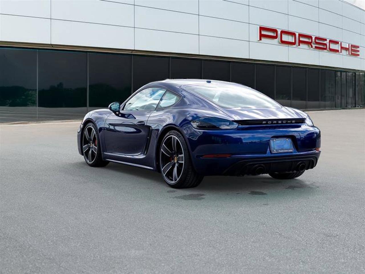 2025 Porsche 718 Cayman GTS 4.0 Blue Photo