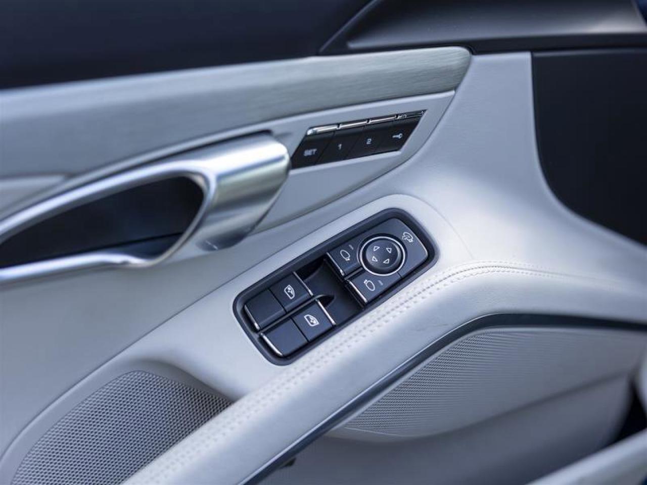 2025 Porsche 718 Cayman GTS 4.0 Blue Photo