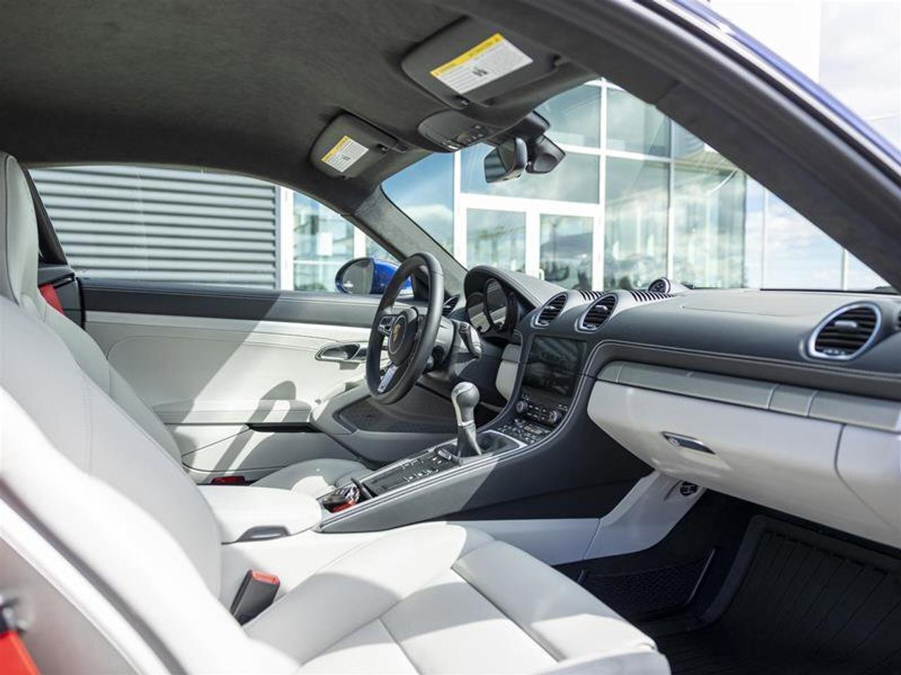 2025 Porsche 718 Cayman GTS 4.0 Blue Photo