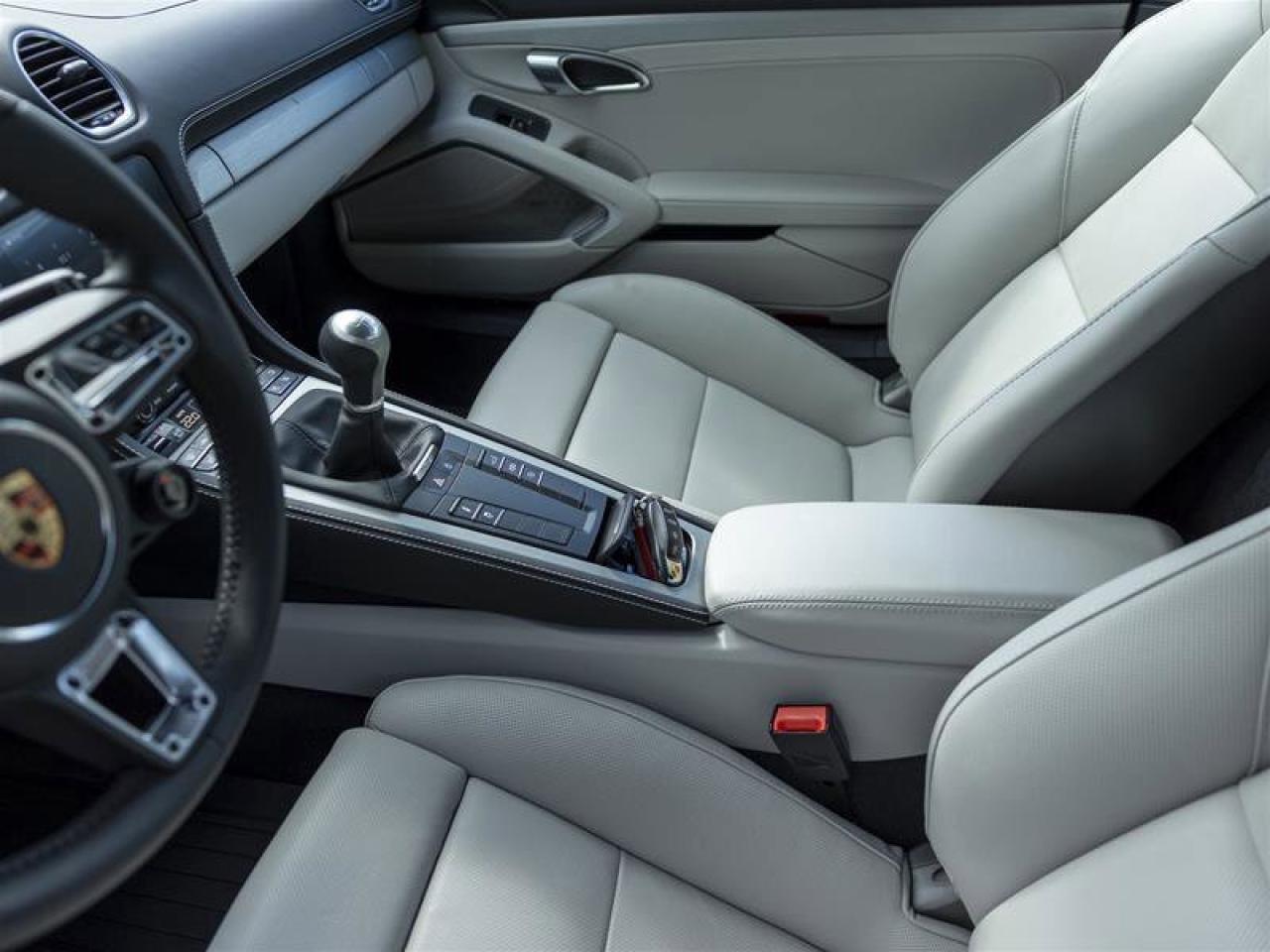 2025 Porsche 718 Cayman GTS 4.0 Blue Photo