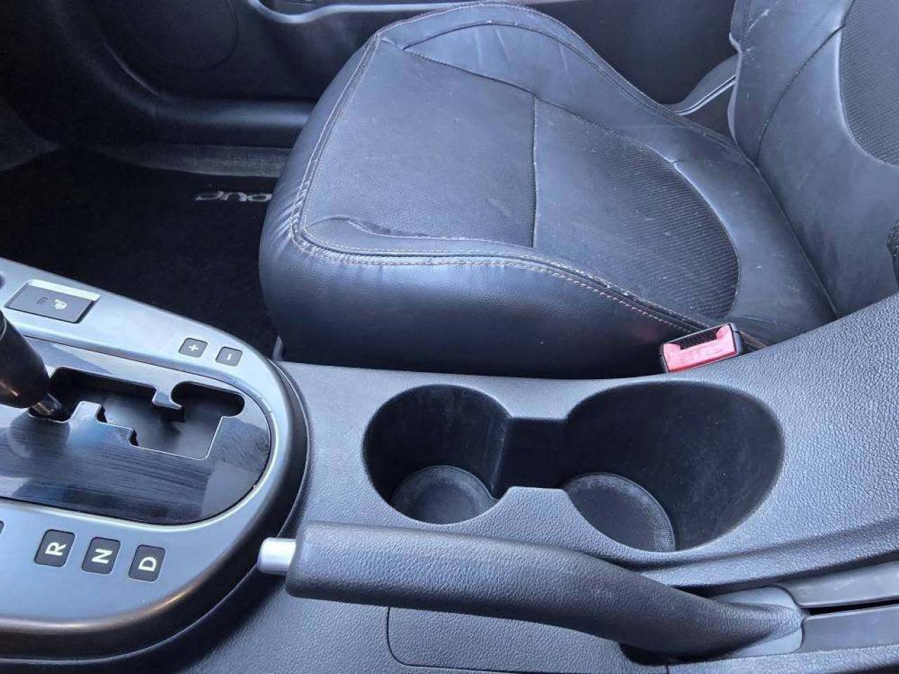 2010 Kia Forte Koup 2dr Cpe Auto SX Photo