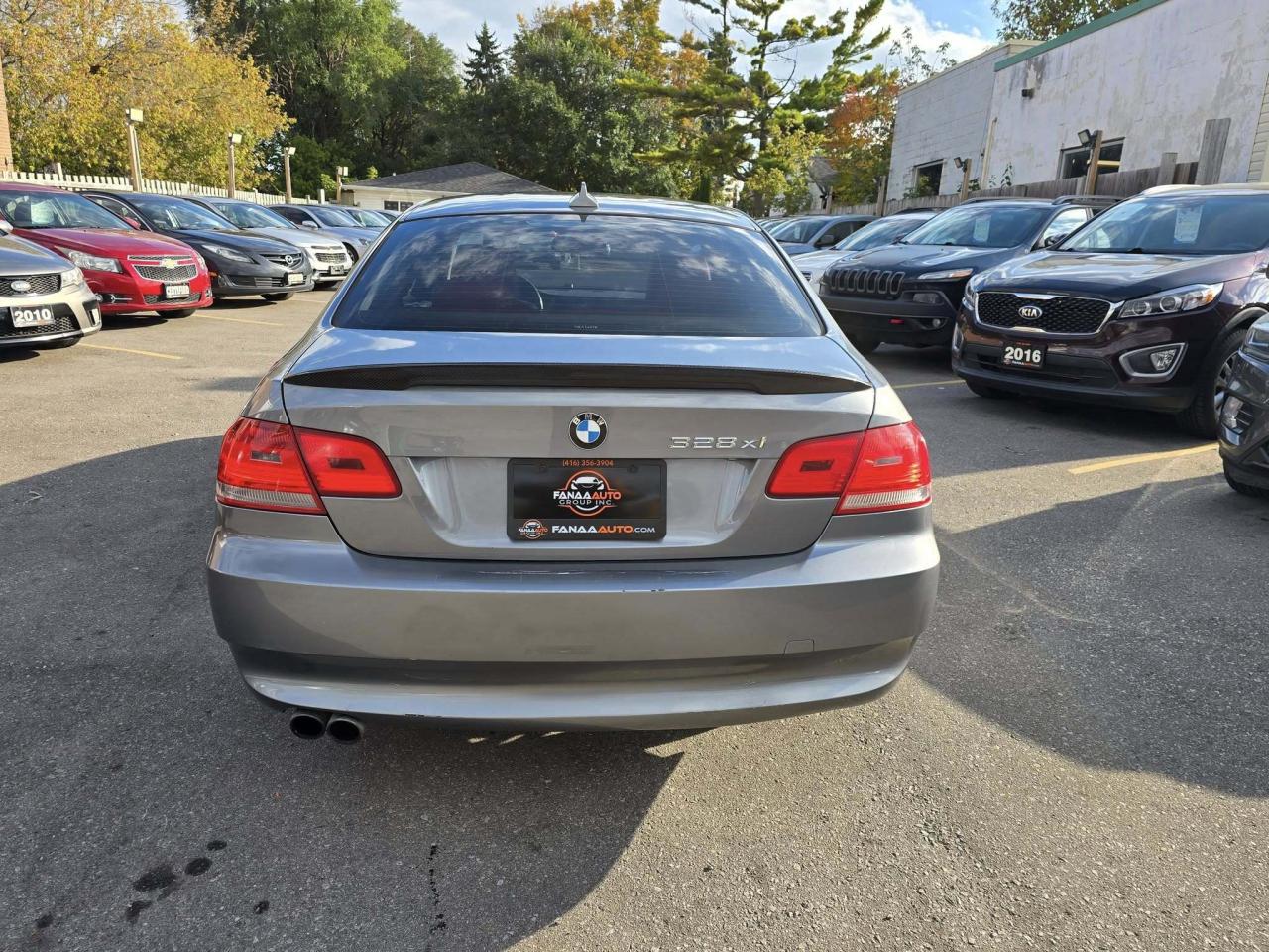 2007 BMW 3 Series 2dr Cpe 328xi AWD Photo