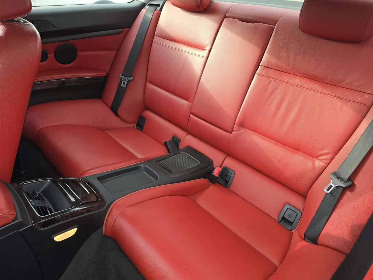 2007 BMW 3 Series 2dr Cpe 328xi AWD Photo