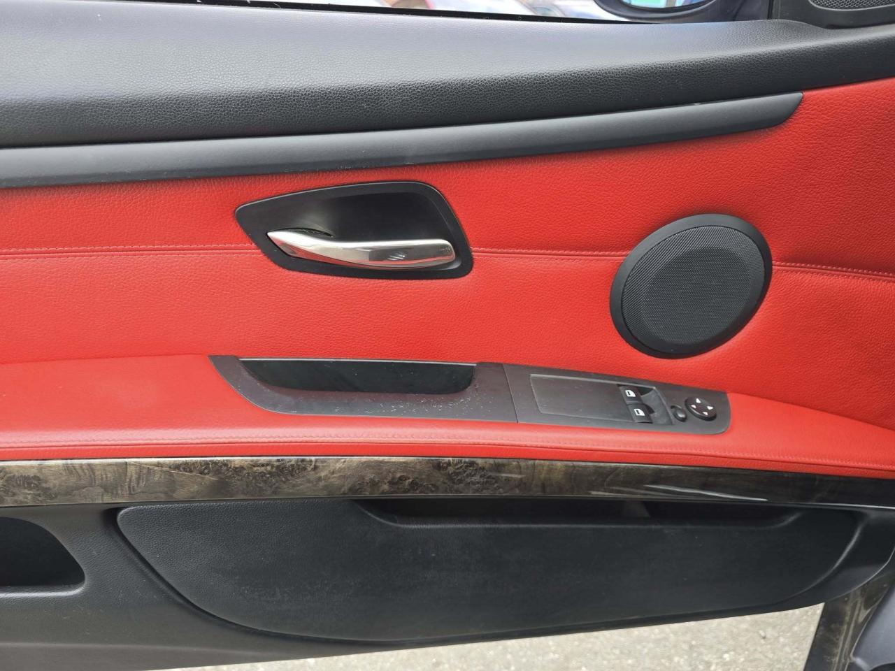 2007 BMW 3 Series 2dr Cpe 328xi AWD Photo