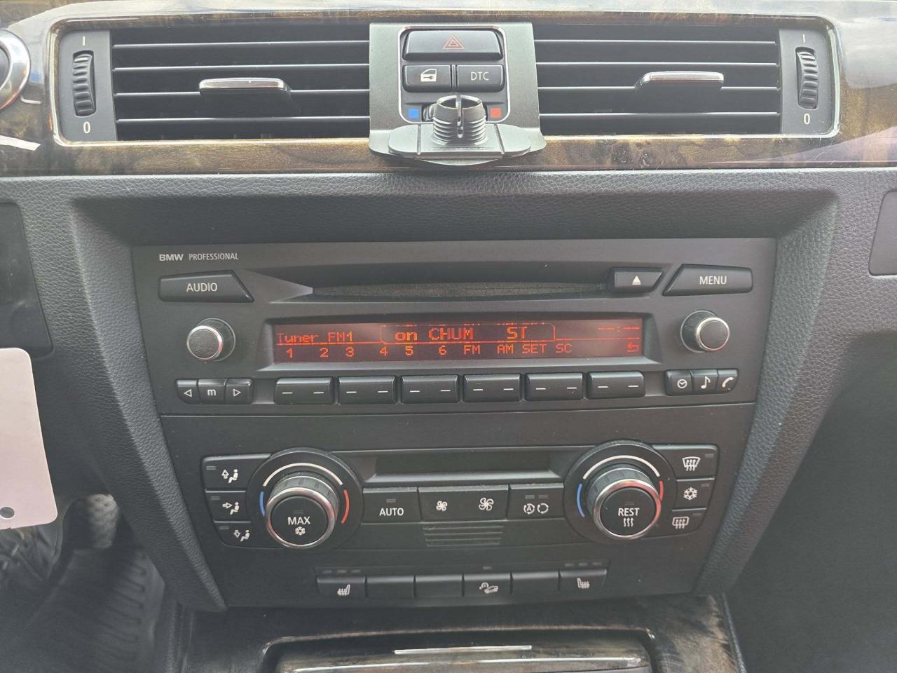 2007 BMW 3 Series 2dr Cpe 328xi AWD Photo