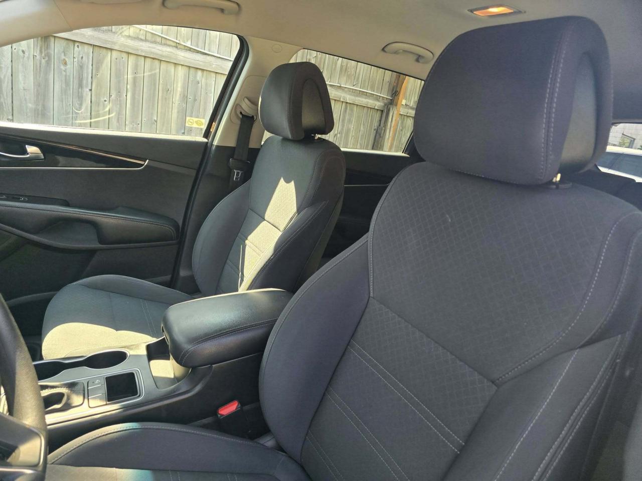 2016 Kia Sorento FWD 4DR 2.4L LX Photo