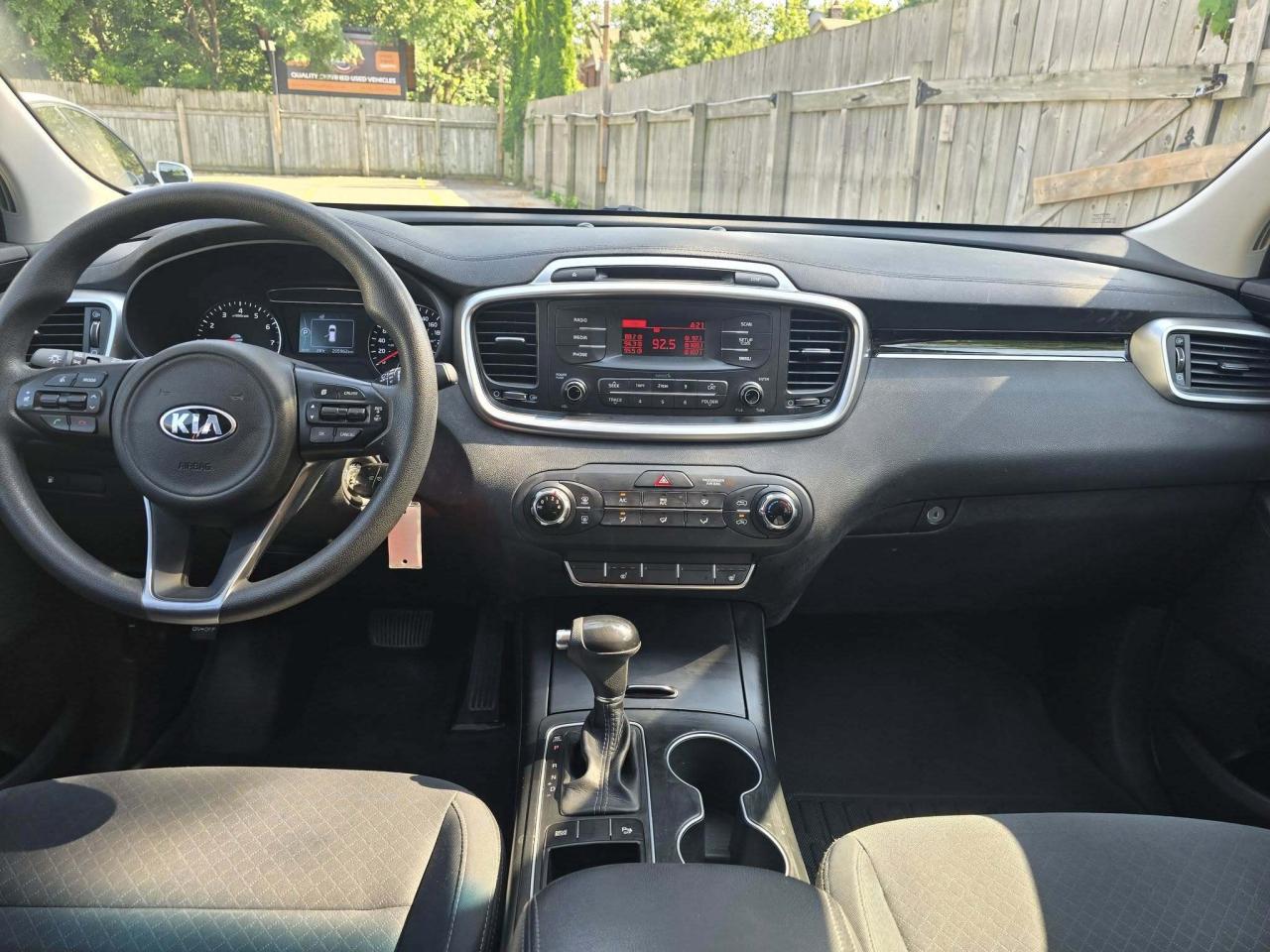 2016 Kia Sorento FWD 4DR 2.4L LX Photo