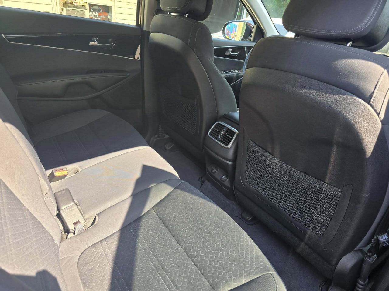 2016 Kia Sorento FWD 4DR 2.4L LX Photo