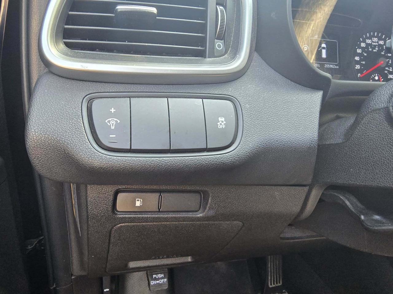 2016 Kia Sorento FWD 4DR 2.4L LX Photo