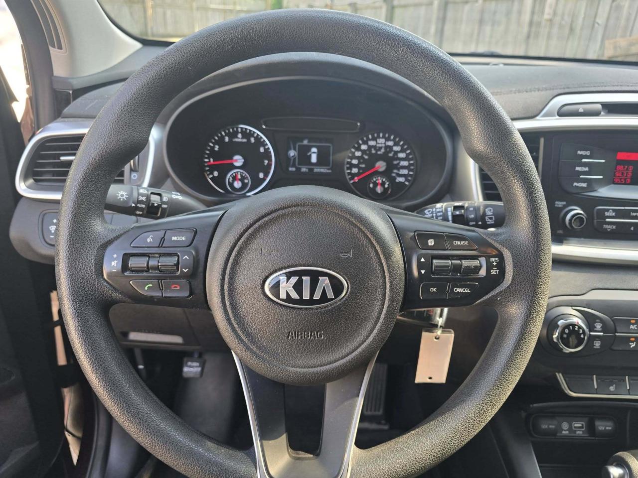 2016 Kia Sorento FWD 4DR 2.4L LX Photo