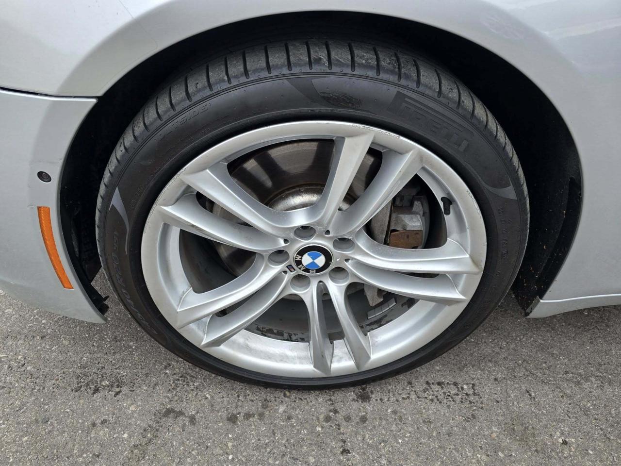 2011 BMW 7 Series 4dr Sdn 750i xDrive AWD Photo