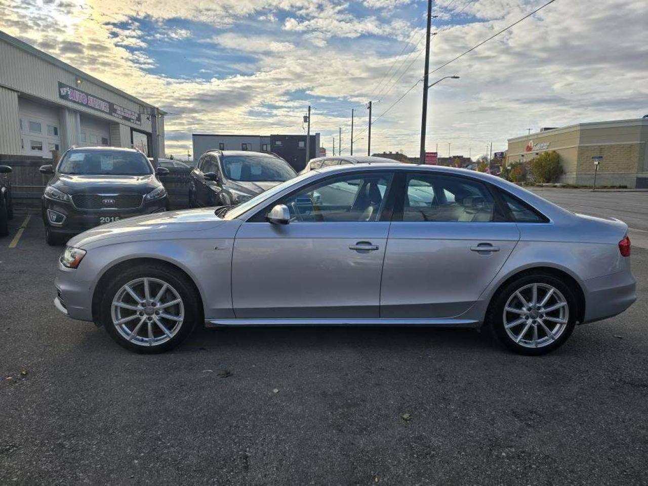 2015 Audi A4 4dr Sdn Auto Progressiv plus quattro Photo