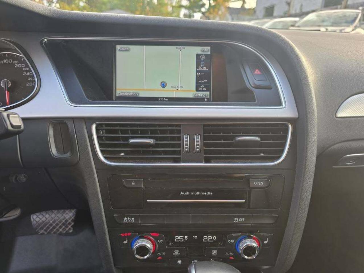 2015 Audi A4 4dr Sdn Auto Progressiv plus quattro Photo