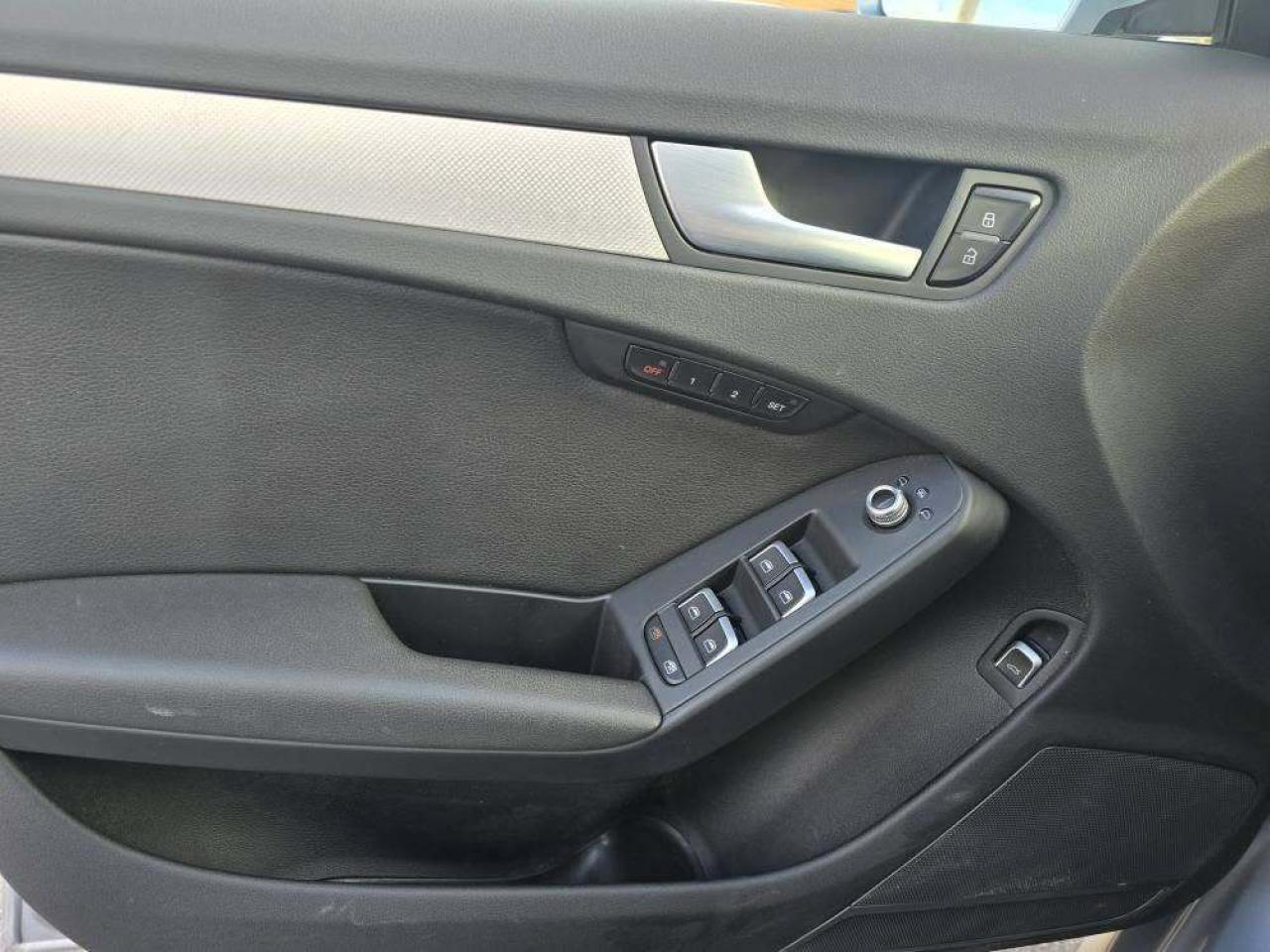 2015 Audi A4 4dr Sdn Auto Progressiv plus quattro Photo