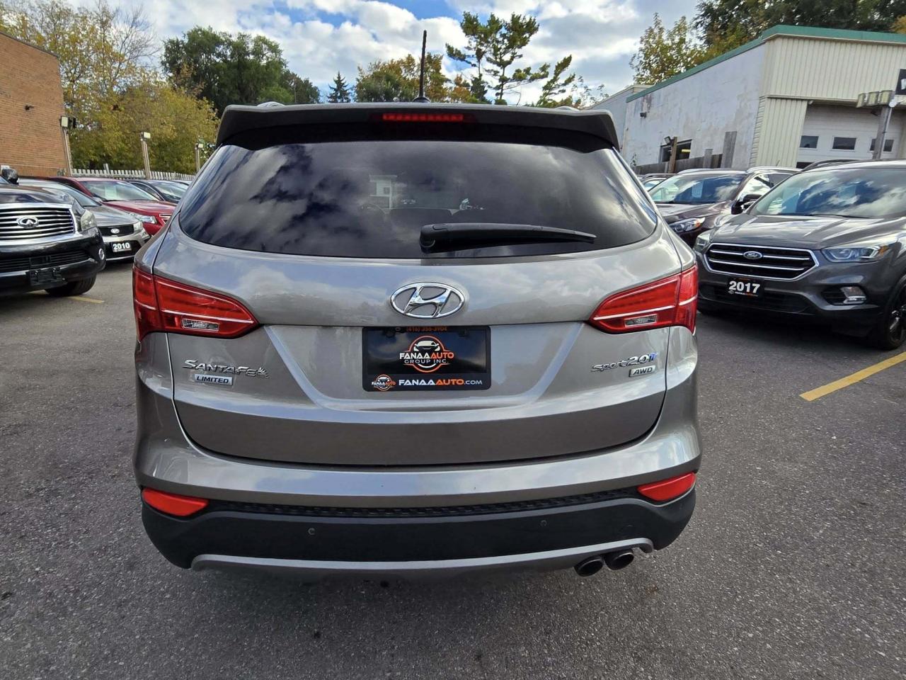 2015 Hyundai Santa Fe Sport AWD 4dr 2.0T Limited Photo4