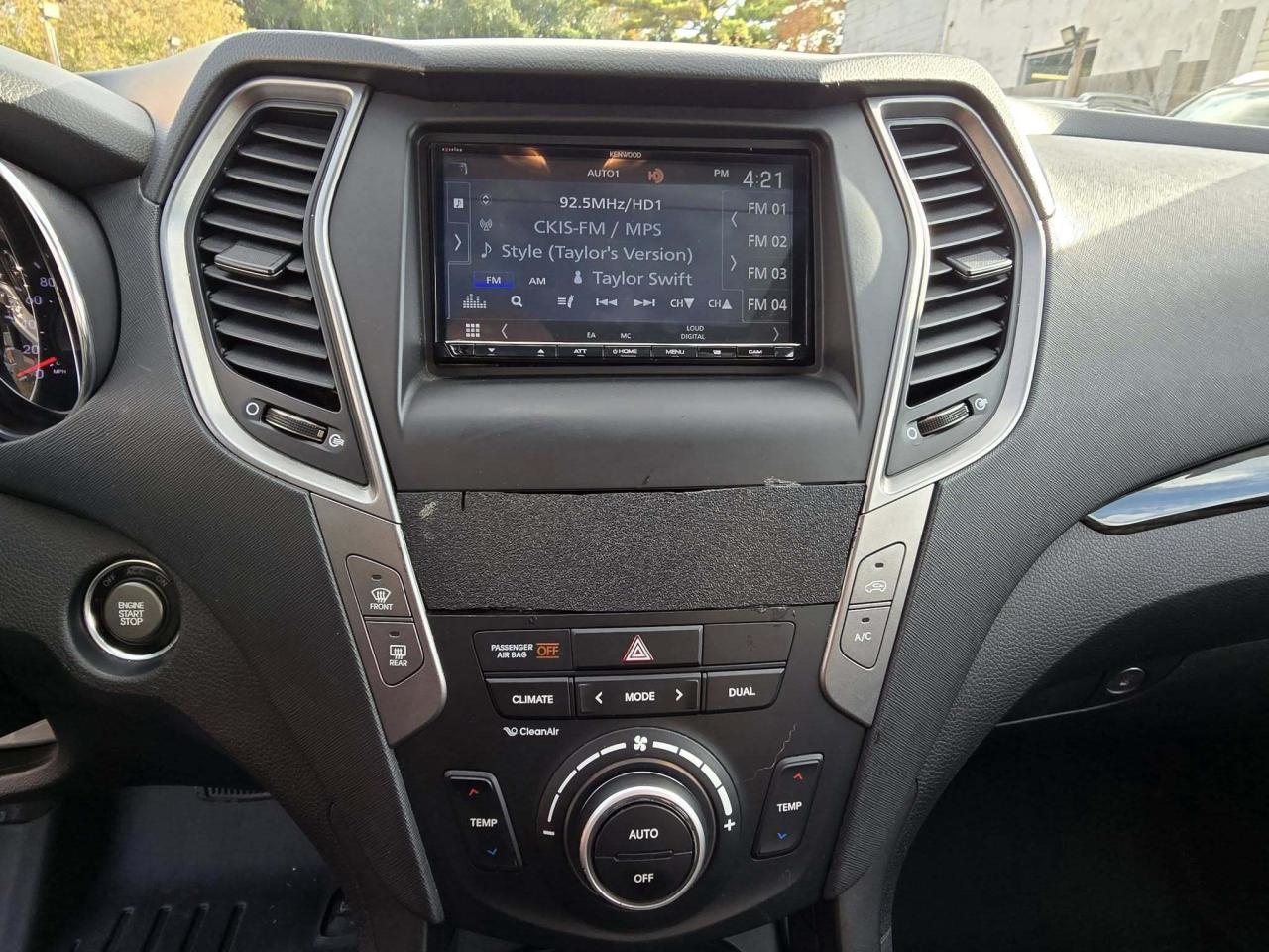 2015 Hyundai Santa Fe Sport AWD 4dr 2.0T Limited Photo