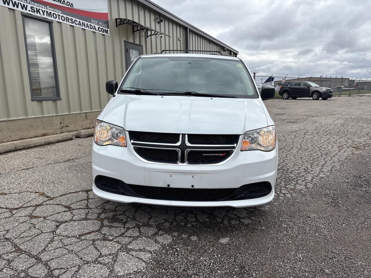 2017 Dodge Grand Caravan 4dr Wgn SXT Photo