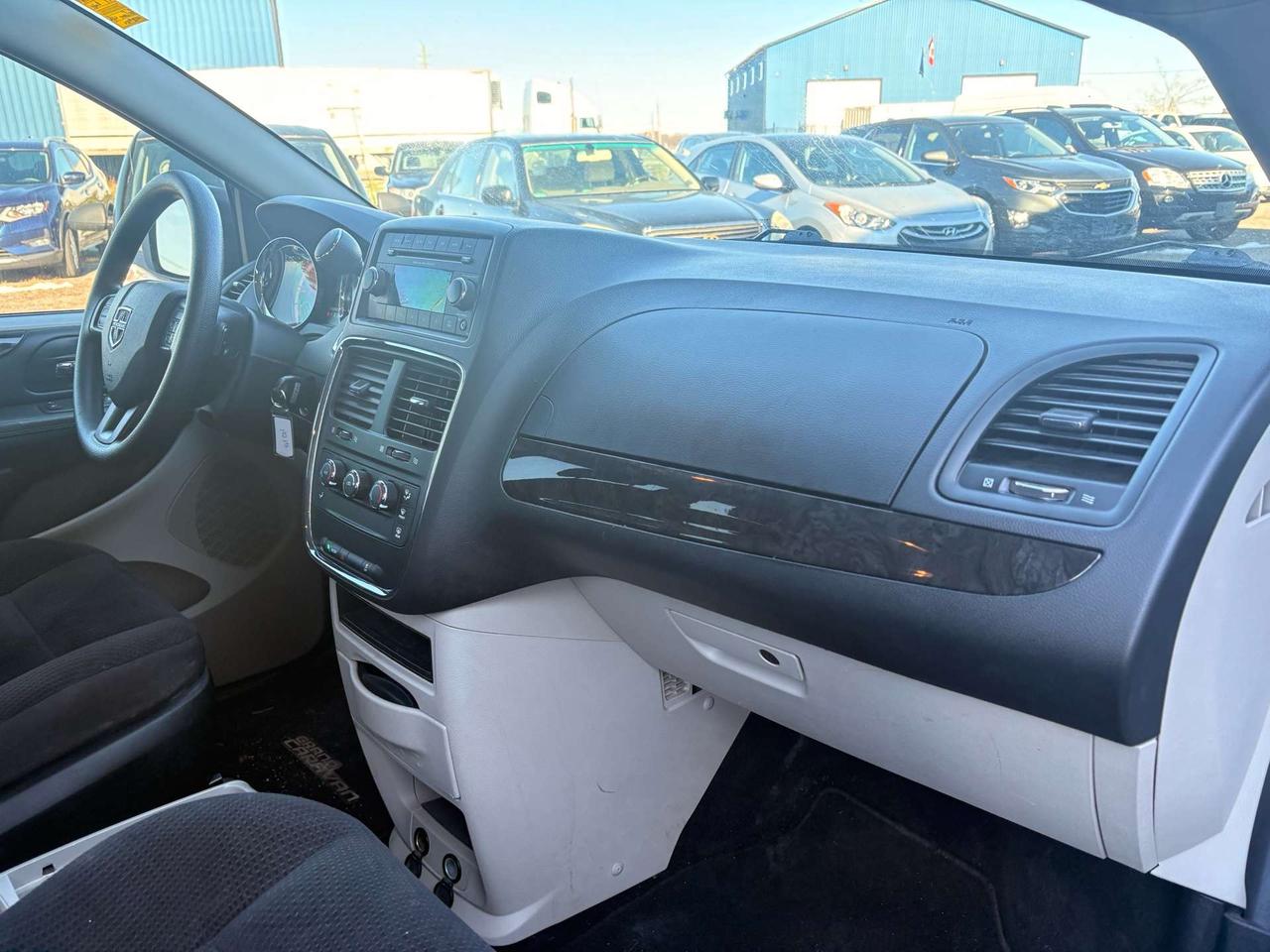 2017 Dodge Grand Caravan 4dr Wgn SXT Photo