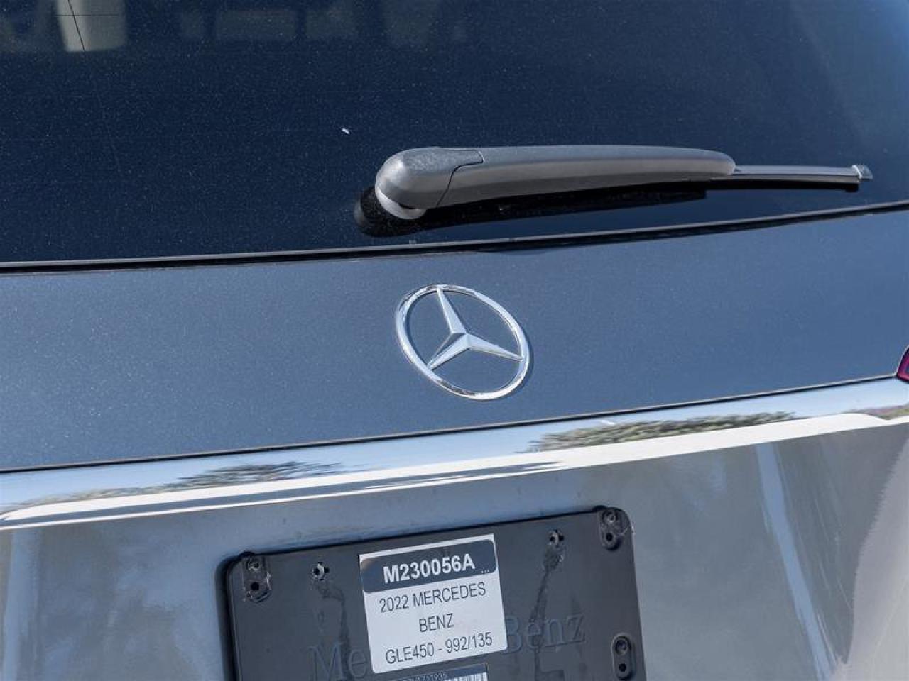 2022 Mercedes-Benz GLE GLE 450 4Matic 2 Sets of Tires Technology Pkg Prem Photo