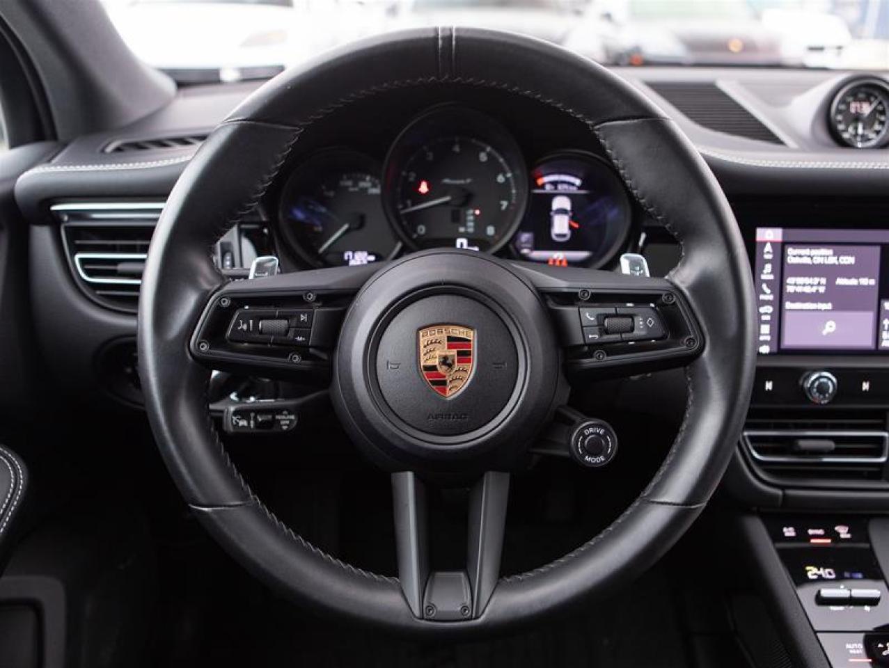 2024 Porsche Macan T AWD Photo