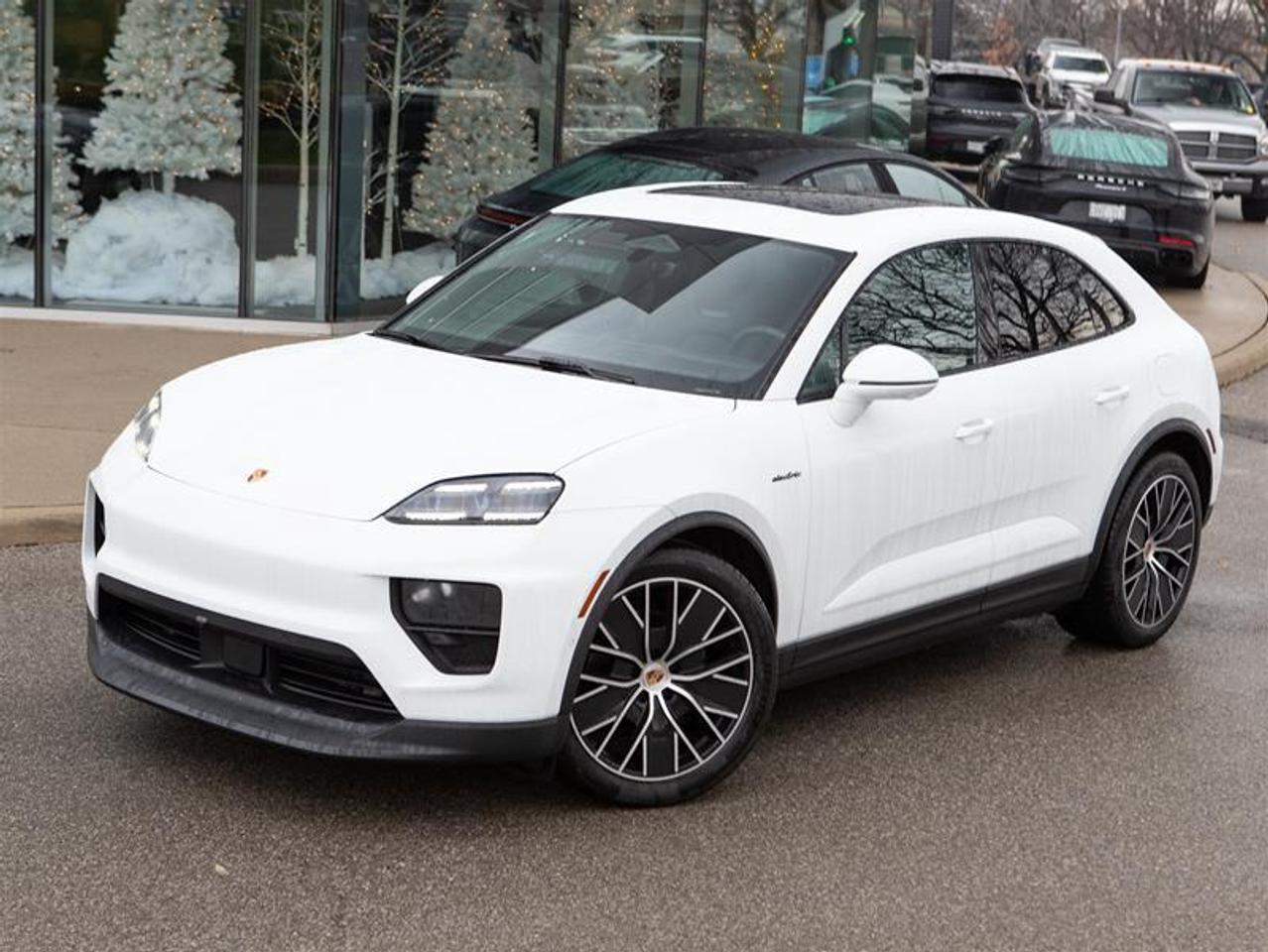 2024 Porsche Macan Electric 4 AWD Photo