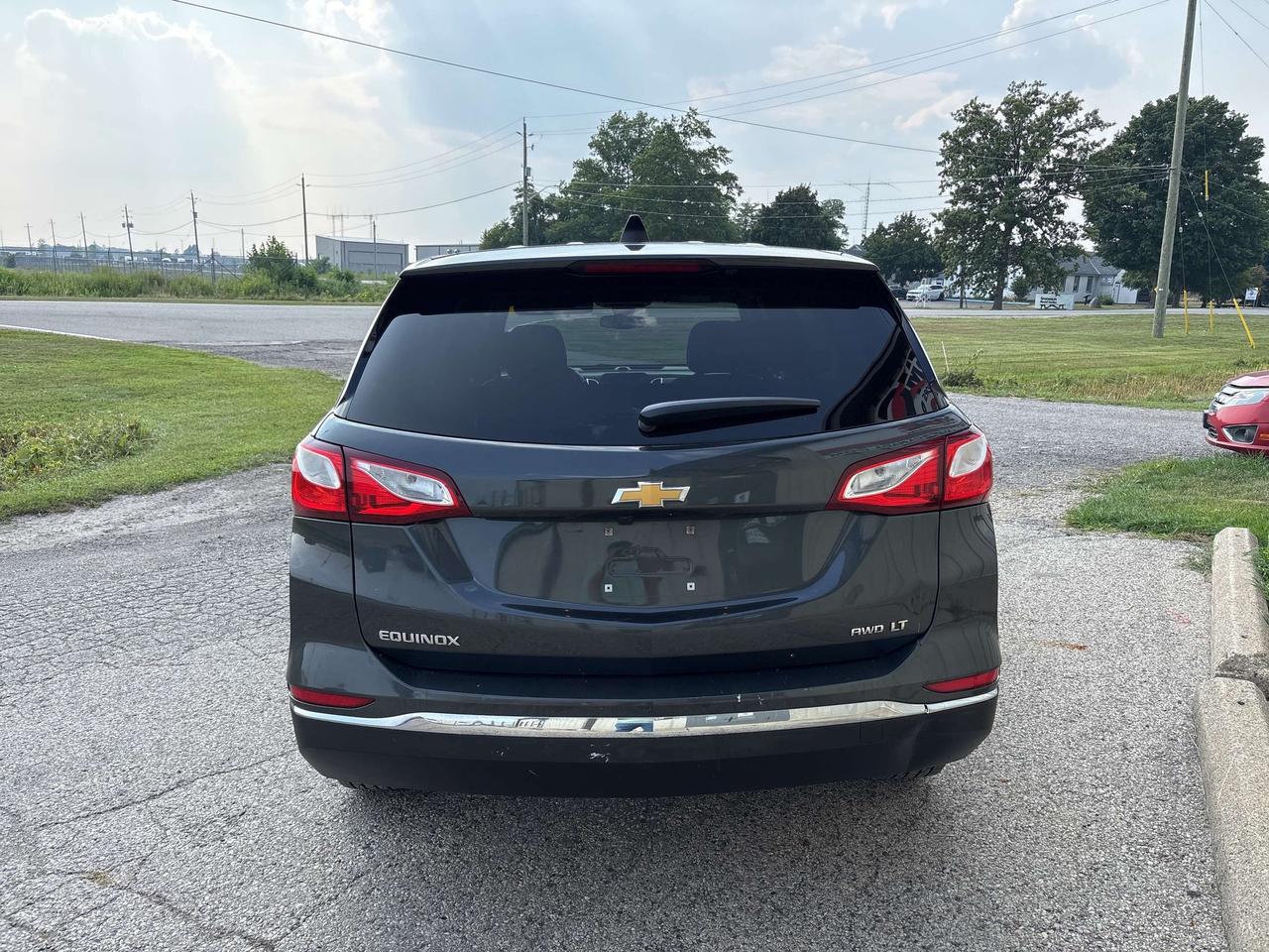 2020 Chevrolet Equinox LT, AWD, Apple Carplay. Photo