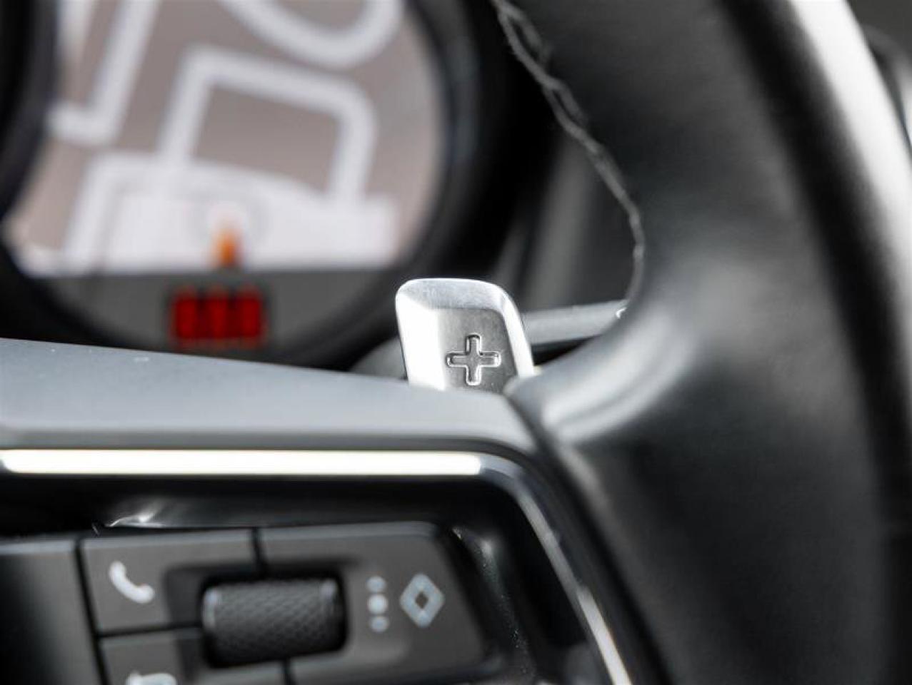 2023 Porsche Macan AWD Premium Pkg Plus 21 Exclusive Design Sport Whe Photo