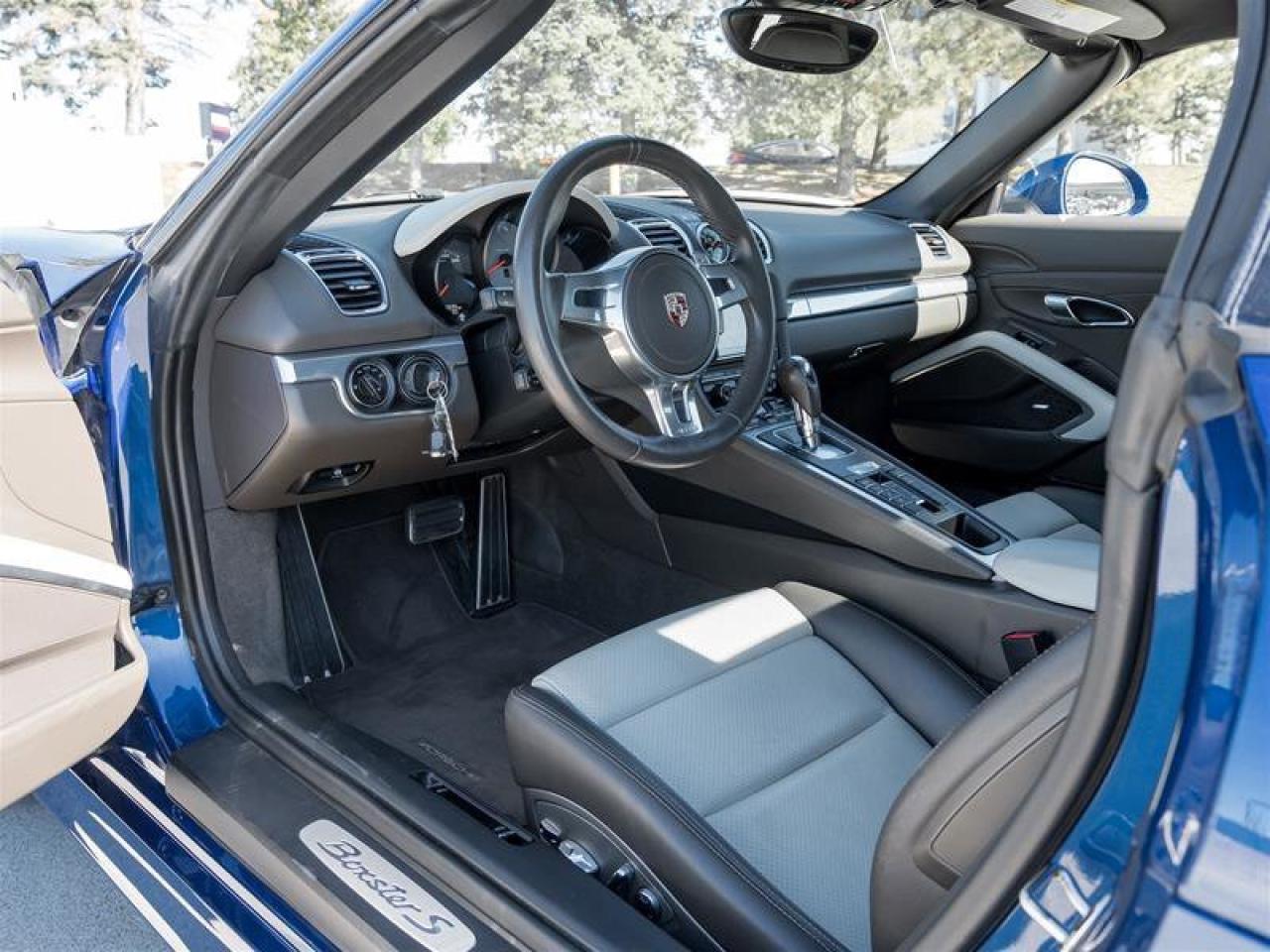 2013 Porsche Boxster S Infotainment Pkg w/ BOSE® Surround Sound System Photo