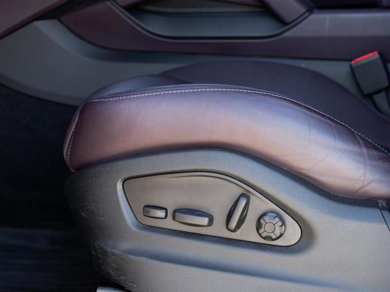 2024 Porsche Cayenne AWD Premium Pkg Plus 22 Exclusive Design Sport Whe Photo